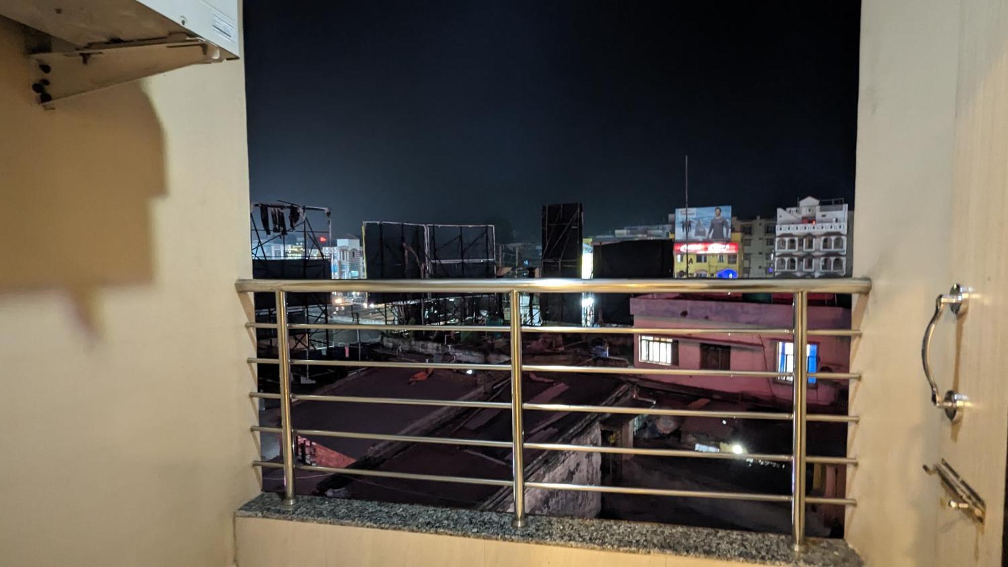 Hotel Binapani Deluxe 1 Tarapith Eksteriør billede